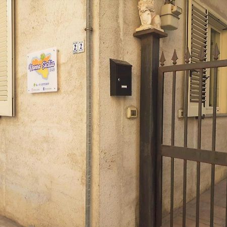 Nonna Sicilia B&B Capri Leone Exteriör bild