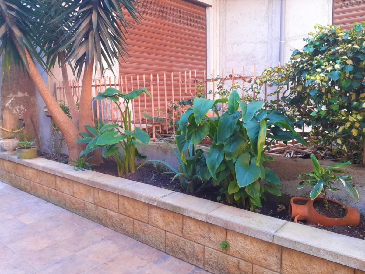 Nonna Sicilia B&B Capri Leone Exteriör bild