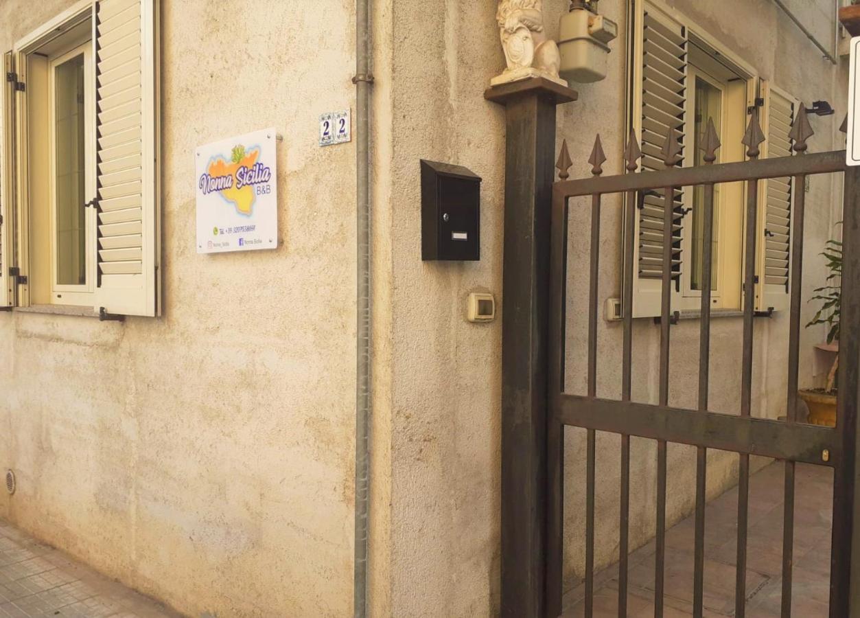 Nonna Sicilia B&B Capri Leone Exteriör bild